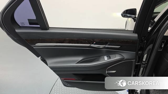 Genesis G90 id 5023680 из Кореи 17