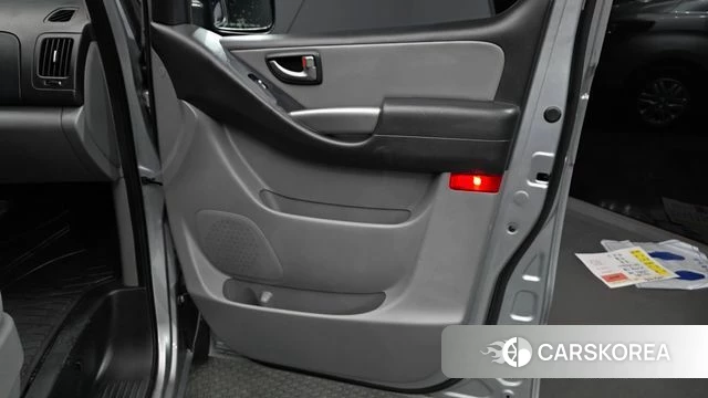 Hyundai The New Grand Starex id 5041742 из Кореи 17