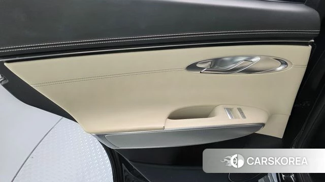 Genesis GV70 id 5021958 из Кореи 17