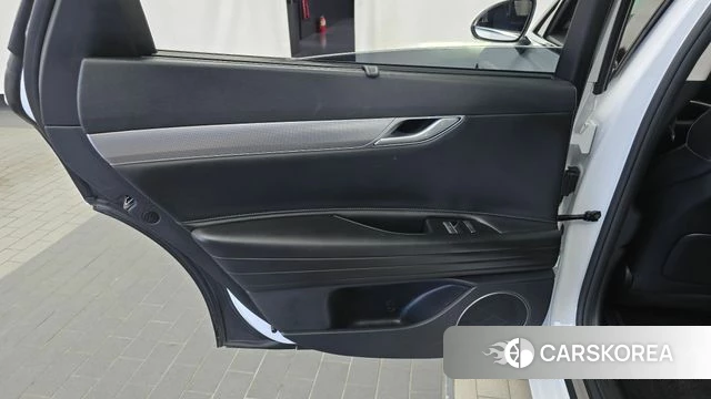 Genesis G80 (RG3) id 5040402 из Кореи 17