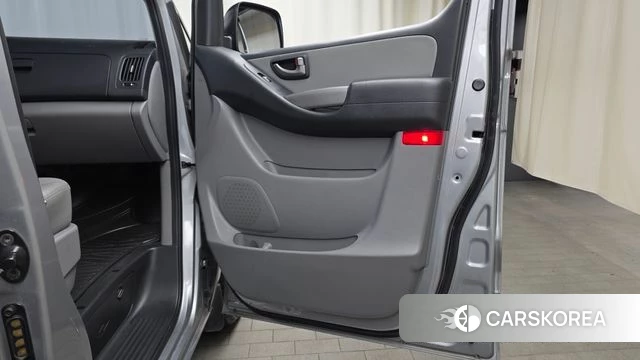 Hyundai The New Grand Starex id 4620106 из Кореи 17