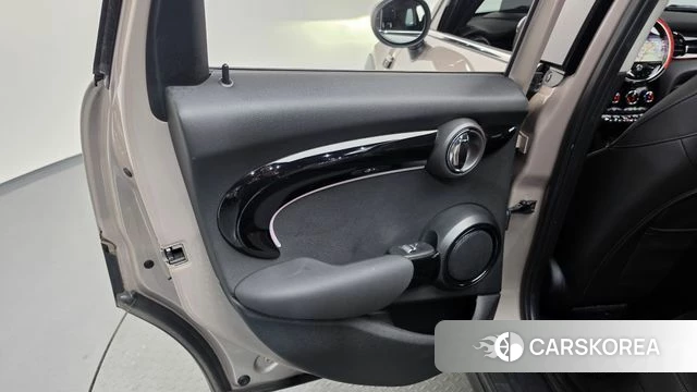 Mini Cooper S id 4986740 из Кореи 17