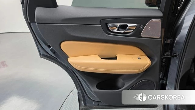 Volvo XC60 second Generation id 5018969 из Кореи 17