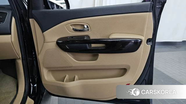 Kia The New Carnival id 5029009 из Кореи 17