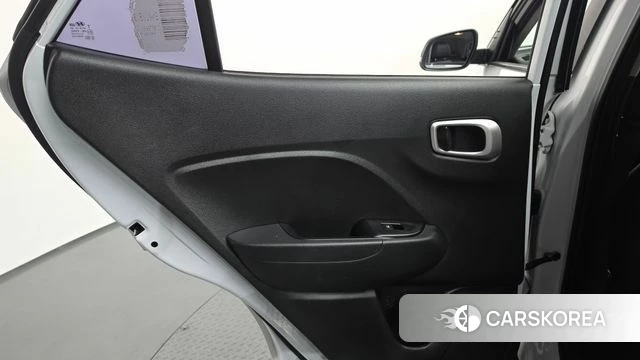 Hyundai Venue id 5028917 из Кореи 17