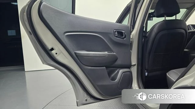 Hyundai Venue id 4764841 из Кореи 17