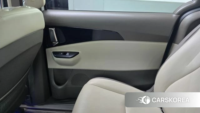 Kia Carnival 4th generation id 4682227 из Кореи 18