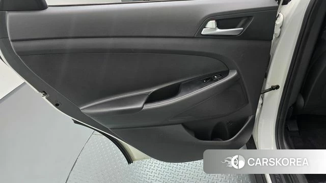 Hyundai All New Tucson id 4967792 из Кореи 17