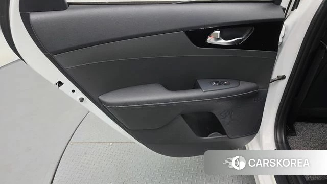 Kia Come New K3 id 5028630 из Кореи 17