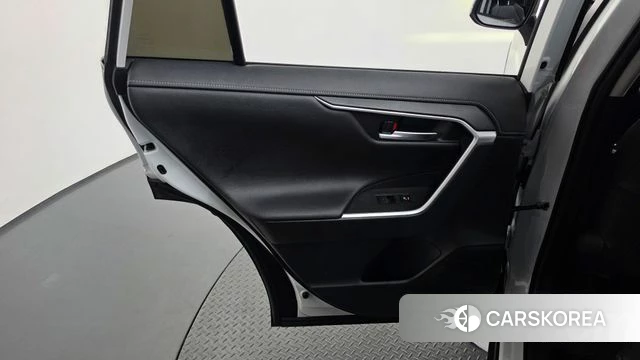 Toyota RAV4 5th Generation id 5001857 из Кореи 17