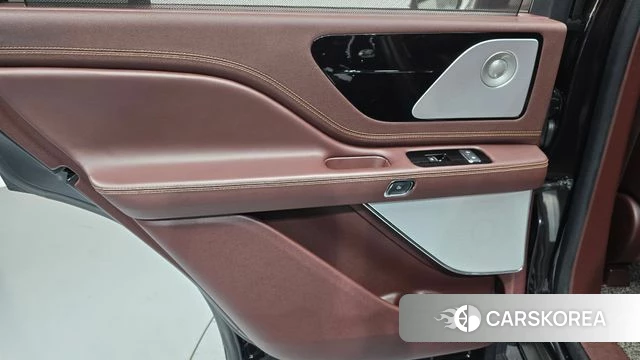 Lincoln Aviator 2nd generation id 4917737 из Кореи 17