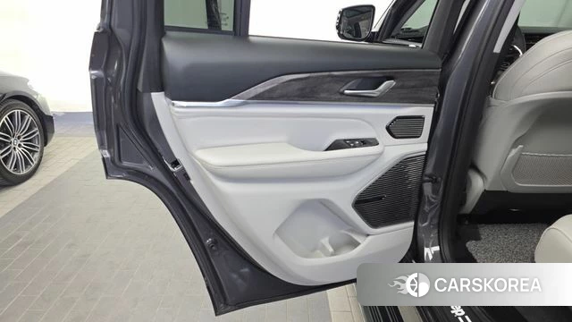 Jeep Grand Cherokee (WL) id 4975806 из Кореи 17