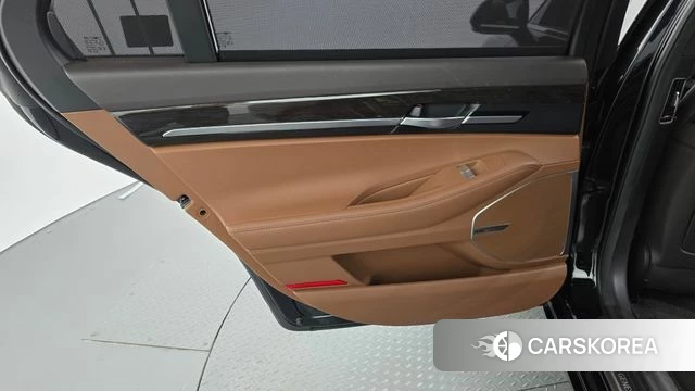 Genesis G90 id 4977503 из Кореи 17