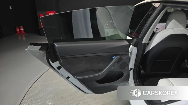 Tesla Model 3 id 4624694 из Кореи 17