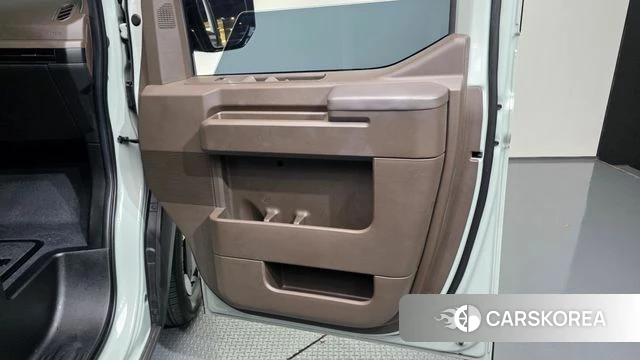 Kia PV5 id 5038975 из Кореи 17
