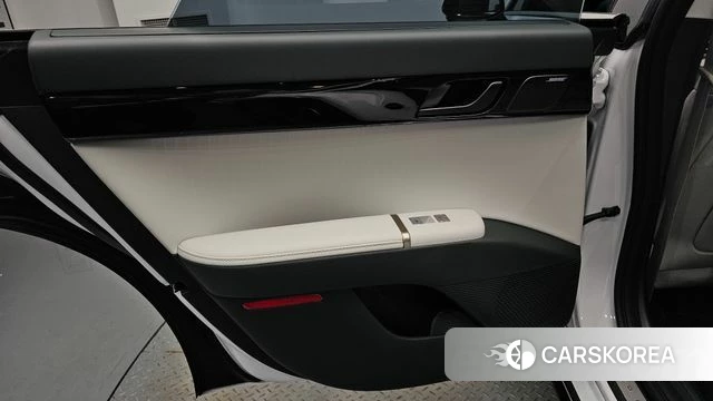 Hyundai Grandeur Hybrid (GN7) id 4767426 из Кореи 17
