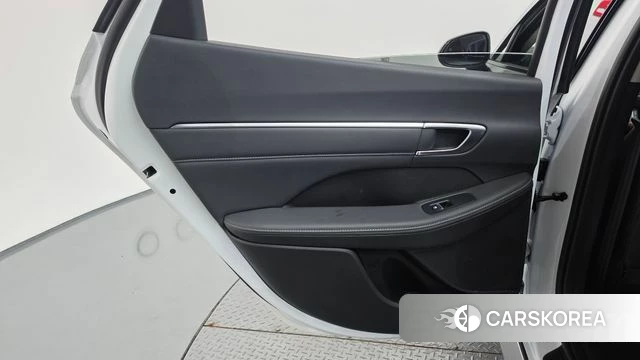 Hyundai Sonata D Edge (DN8) id 4777913 из Кореи 17