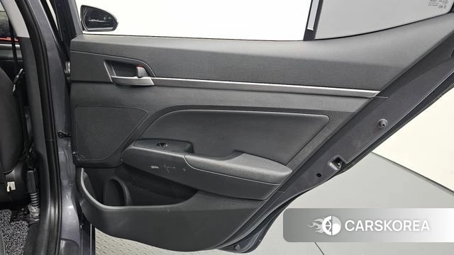 Hyundai The New Avante AD id 4930925 из Кореи 17