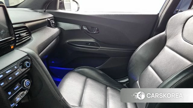 Hyundai Veloster (JS) id 4698573 из Кореи 17