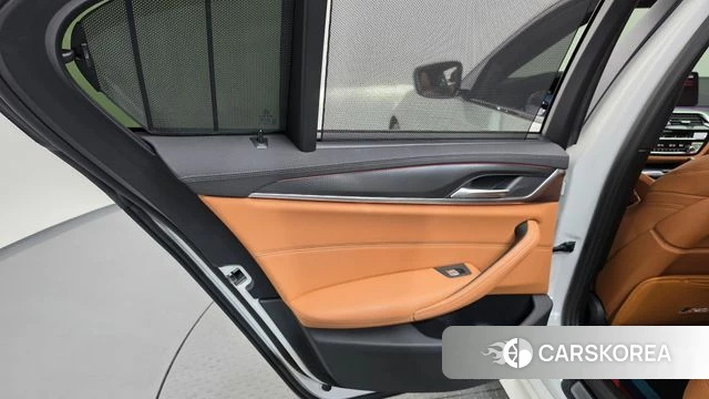 BMW 5 Series (G30) id 5033683 из Кореи 17