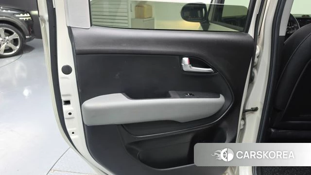 Kia The New Kia Ray id 5022216 из Кореи 17