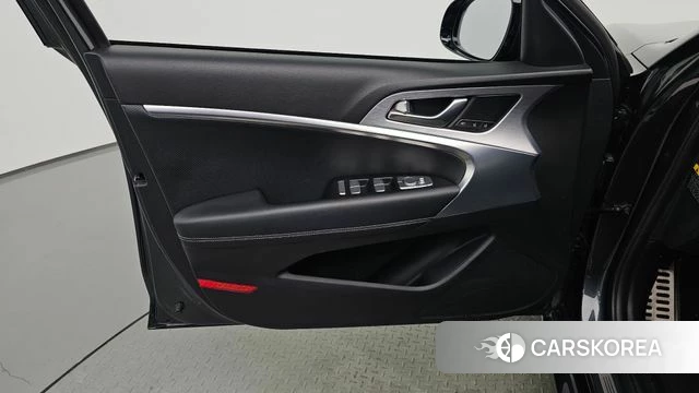 Genesis G70 id 5029339 из Кореи 17