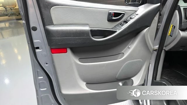 Hyundai The New Grand Starex id 4988516 из Кореи 17