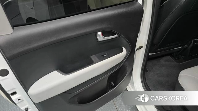 Kia The New Kia Ray id 5033667 из Кореи 17