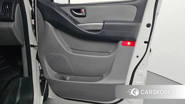 Hyundai The New Grand Starex id 4765130 из Кореи 17