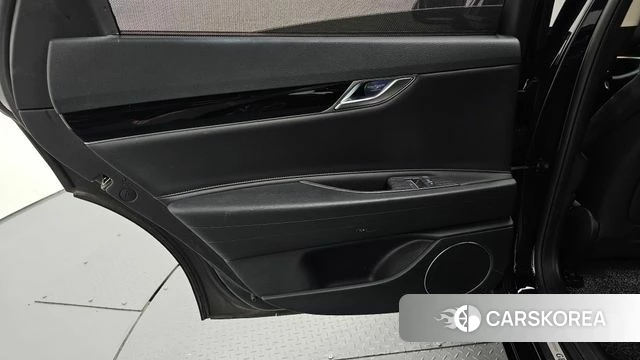 Genesis G80 (RG3) id 5002440 из Кореи 17