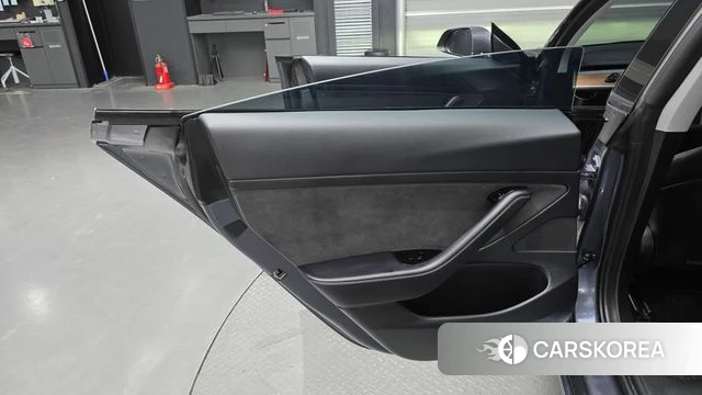 Tesla Model 3 id 4998018 из Кореи 17