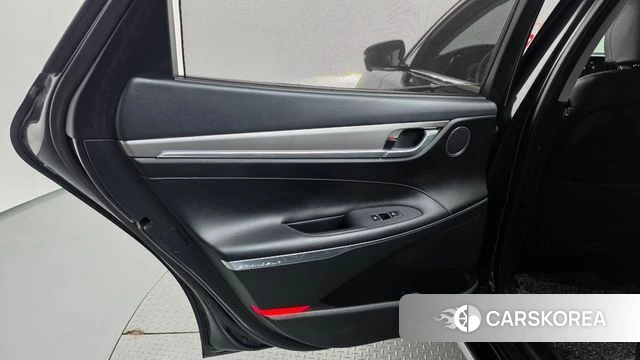 Hyundai The New Grandeur IG id 5018335 из Кореи 17