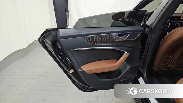 Audi A7 (4K) id 4928655 из Кореи 17