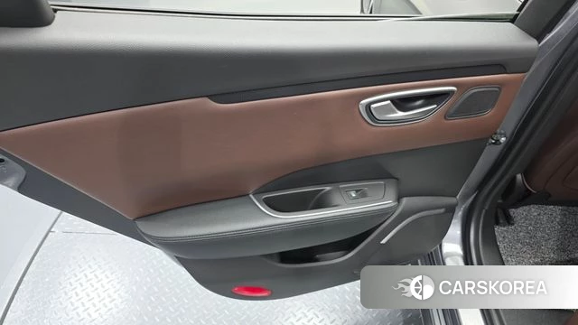 Renault Korea (Samsung) The New SM6 id 4657680 из Кореи 17