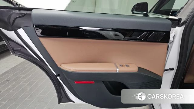 Hyundai Grandeur Hybrid (GN7) id 5002123 из Кореи 17