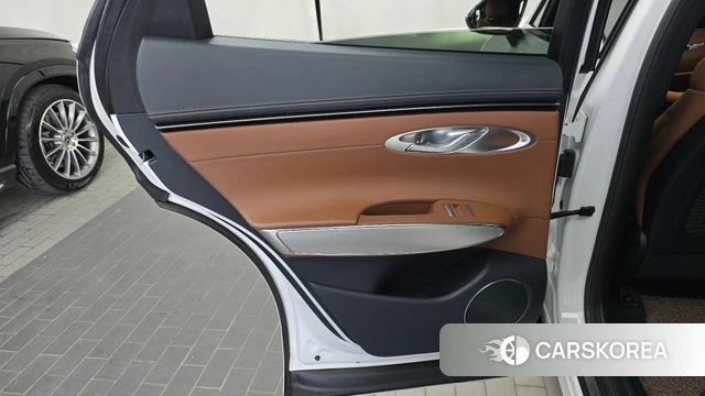 Genesis GV70 id 4922999 из Кореи 17