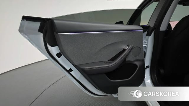 Tesla Model 3 id 5045390 из Кореи 17