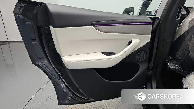 Tesla Model Y id 4756764 из Кореи 17