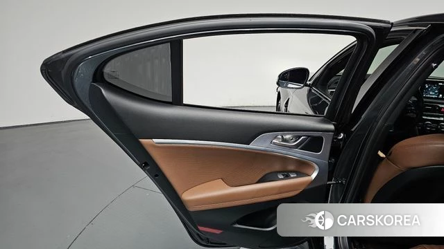 Genesis G70 id 5041853 из Кореи 17