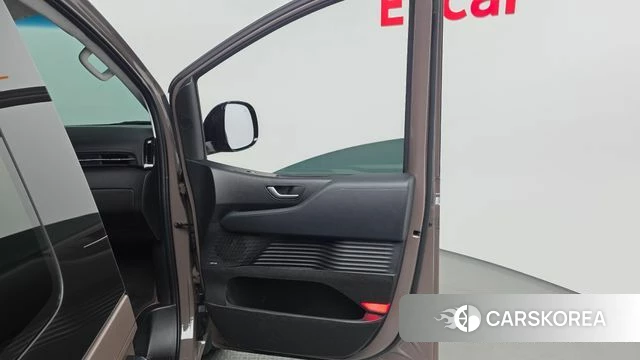 Hyundai Staria id 5051762 из Кореи 17
