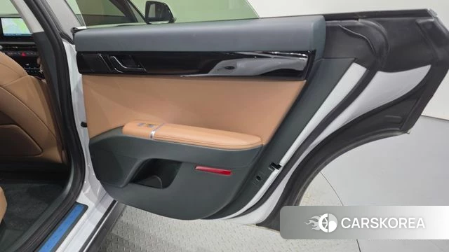 Hyundai Grandeur Hybrid (GN7) id 4995957 из Кореи 17