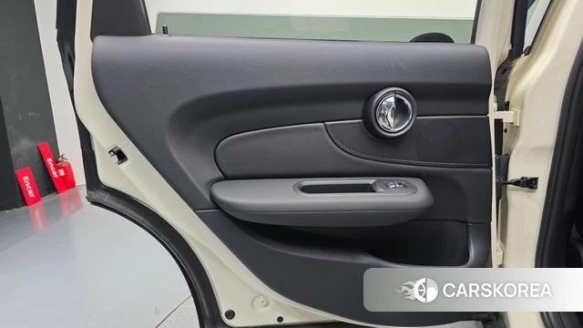 Mini Cooper Clubman id 5034868 из Кореи 17