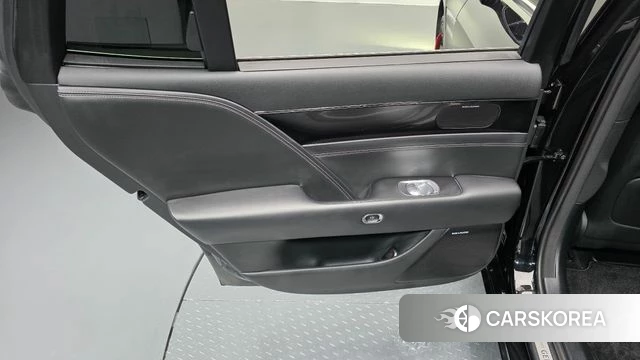 Genesis G90 (RS4) id 5026157 из Кореи 17