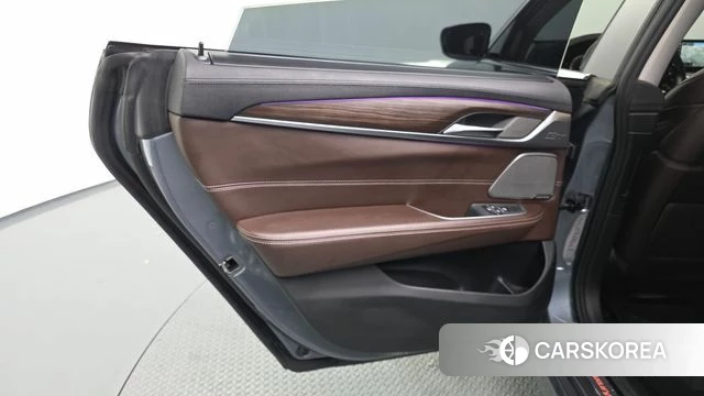 BMW 6 Series GT (G32) id 5024170 из Кореи 17