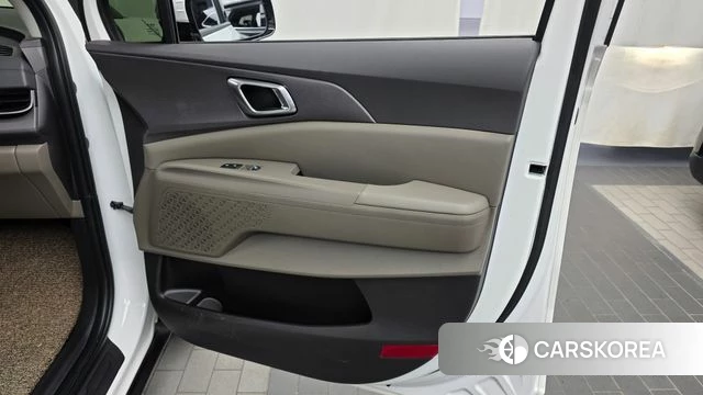 Kia The New Carnival 4th Generation id 5051691 из Кореи 17
