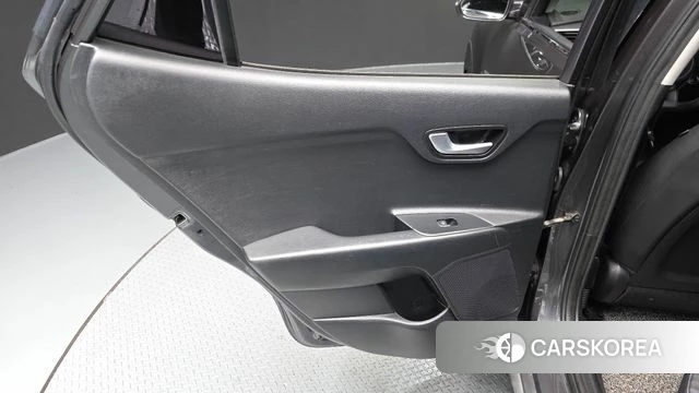 Kia Stonic id 5028594 из Кореи 17