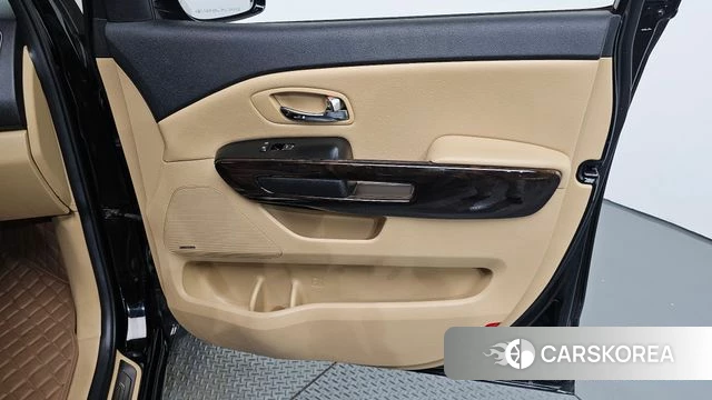 Kia The New Carnival id 4988457 из Кореи 17