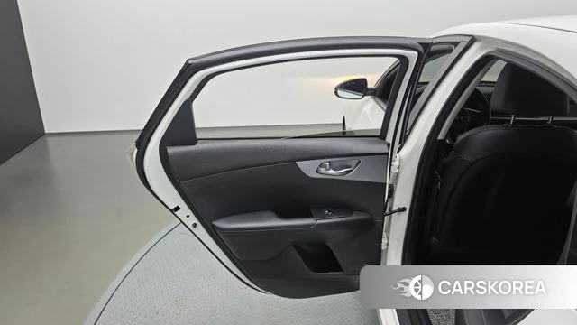 Kia The New K3 2nd generation id 4936557 из Кореи 17