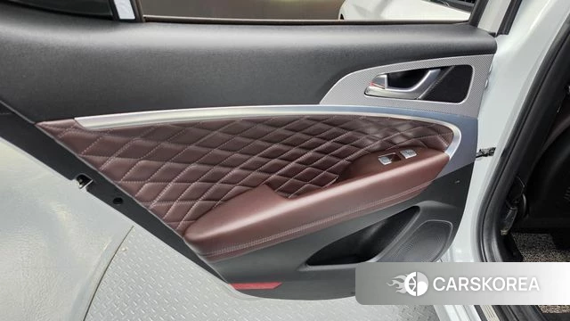 Genesis The New G70 id 4936340 из Кореи 17