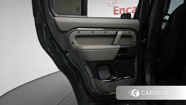 Land Rover Defender (L663) id 4715071 из Кореи 17